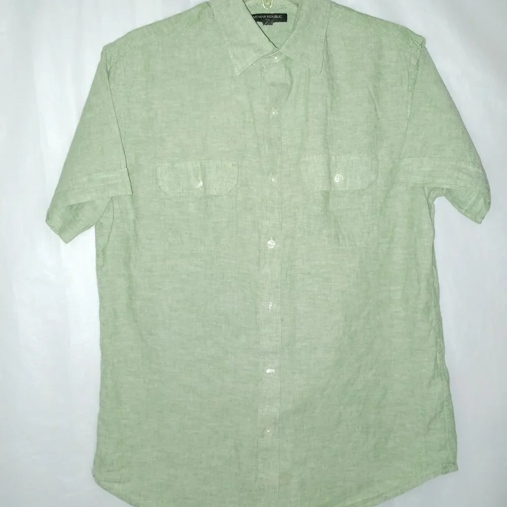 BANANA REPUBLIC MEN'S SHORT SLEEVE BUTTON DOWN SHIRT